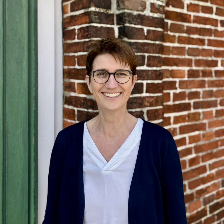 Carola Nett